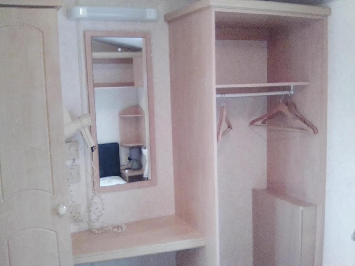Cosy Chalet Mobile Home , Peace & Quiet Dingle Extérieur photo